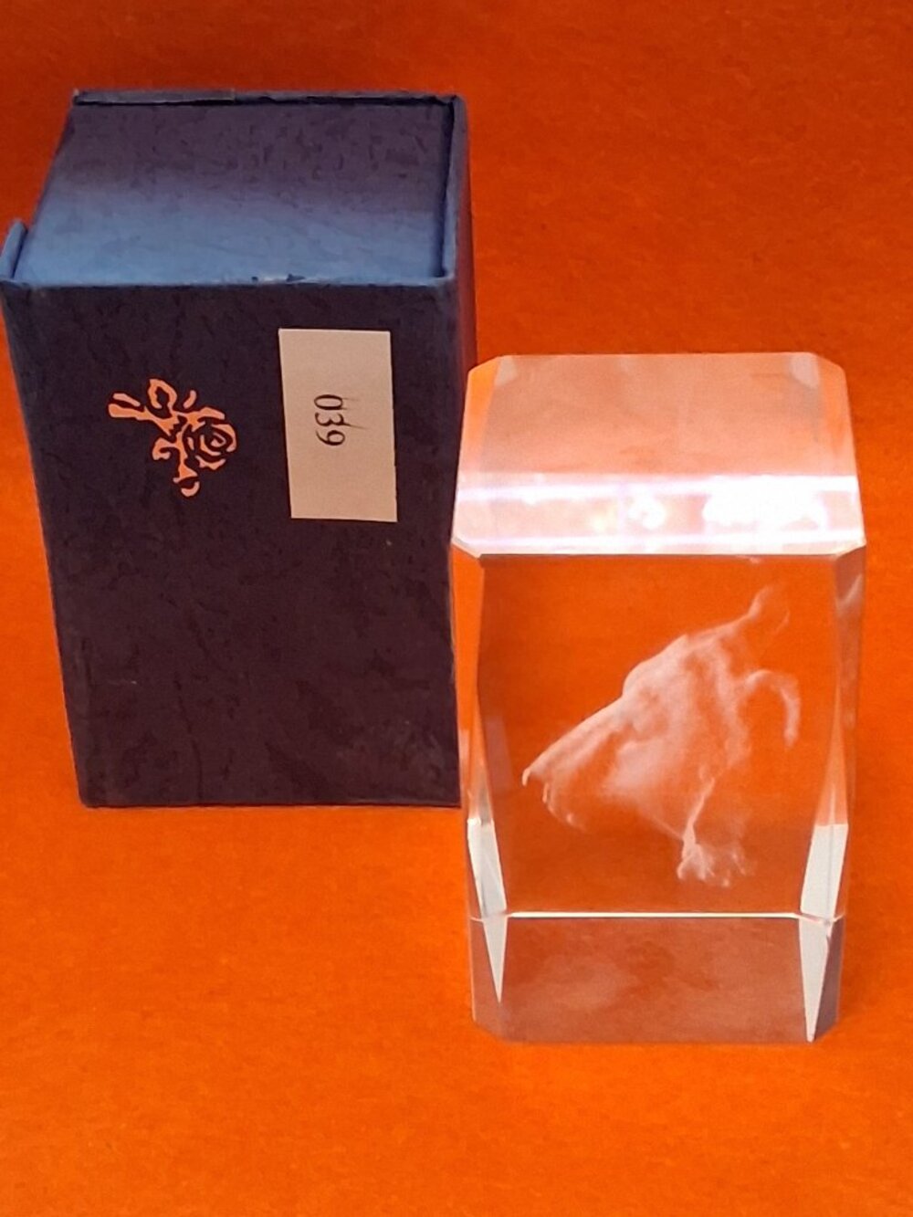 🐻 3D Laser‑Etched Crystal Bear Head Figurine w/ Presentation Box